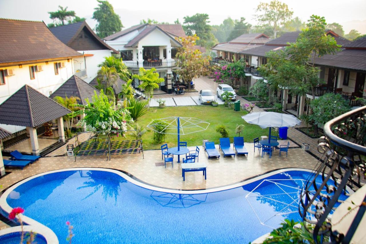 Vang Vieng Diamond Resort Exterior photo