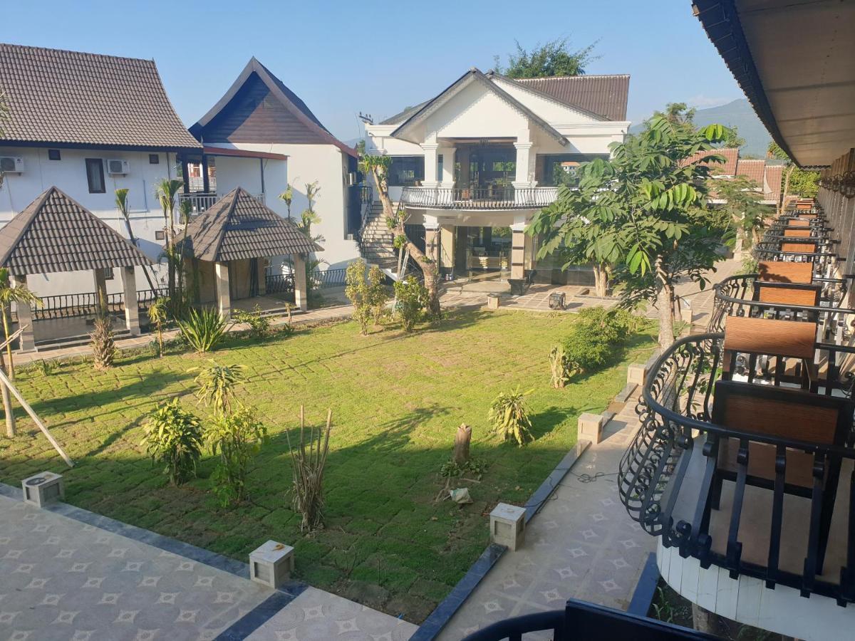 Vang Vieng Diamond Resort Exterior photo